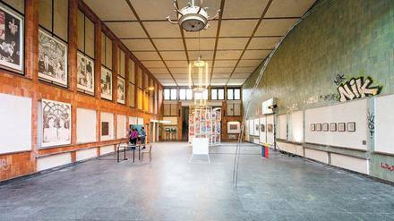 Die Schalterhalle des alten Hauptbahnhofs in der Pirschheide verwandelte Localize 2013 zur Kunst- und Kulturmeile. 