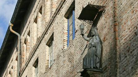 Die Gambrinus-Figur ist derzeit in der Restaurierungswerkstatt.