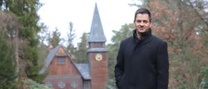 Der 51-jährige Olaf Ihlefeldt war einst Deutschlands jüngster Friedhofsverwalter. 