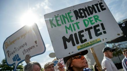 Das Bündnis Mietenwahnsinn rief bereits im September in Berlin zu einer großen Demo auf. 