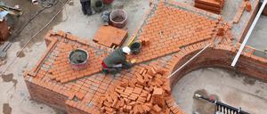 Die ersten Steine für den Wiederaufbau des Turms der Garnisonkirche wurden Mitte Februar 2019 gesetzt.