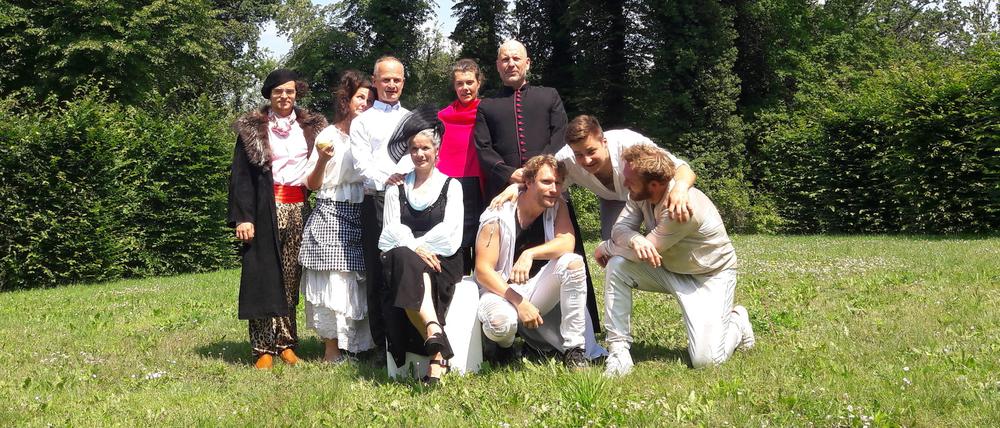 Das Poetenpack Potsdam probt für "Romeo und Julia" im Heckentheater.