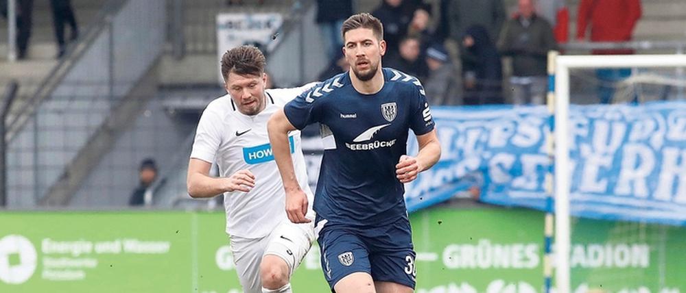 Stabilität. Petar Lela ordnet SVB-Defensive und baut das Spiel gut mit auf.