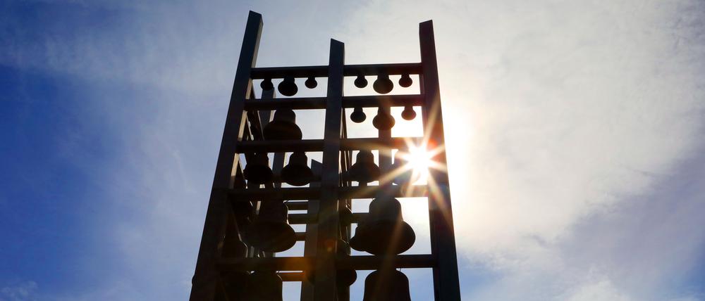 Das umstrittene Glockenspiel an der Ecke Dortu- / Yorckstraße in der Potsdamer Innenstadt.