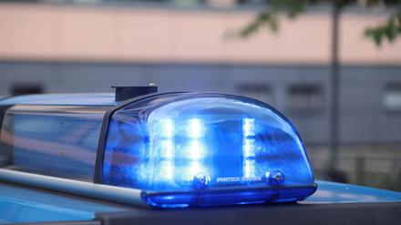 Nun wird gegen den BMW-Fahrer ermittelt (Symbolbild).