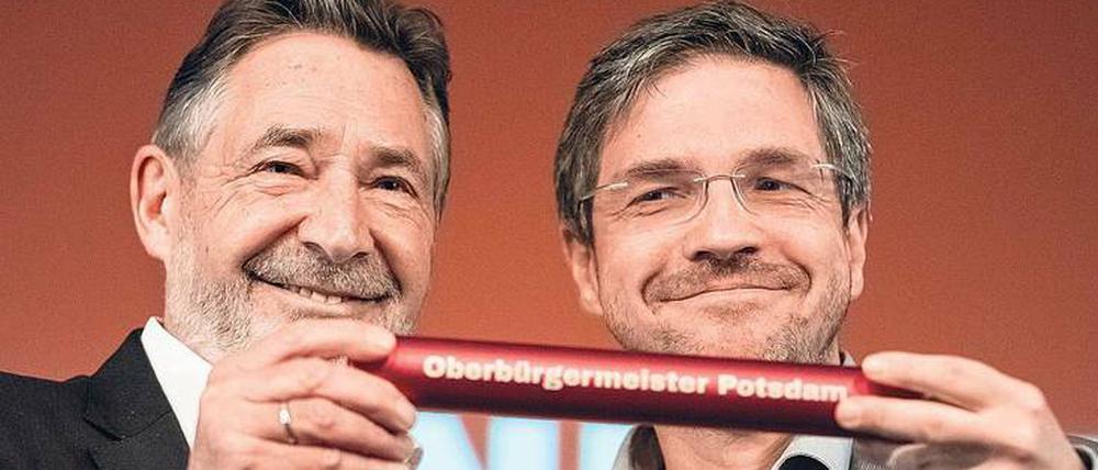 Staffelübergabe. Jann Jakobs mit Nachfolger Mike Schubert (beide SPD).
