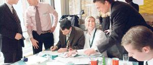 Zum Beispiel Projektarbeit. Für den Beruf wichtige Fähigkeiten sollten anhand konkreter Beispiele erläutert werden. Foto: Uwe Steinert