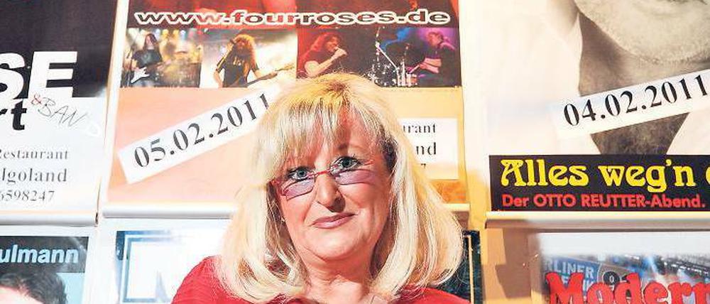 Jetzt fehlt nur noch Peter. Dagmar Tabbert führt „Neu-Helgoland“ seit 1986 in vierter Generation. Ein Konzert von Peter Maffay am Müggelsee – das wär’s. Fotos (3): Paul Zinken