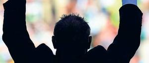 Der Retter ist da. Felix Magath will sich in Wolfsburg bald wieder feiern lassen. Foto: pixathlon