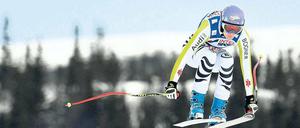 Klein machen, um groß rauszukommen. Maria Riesch lieferte monatelang Spitzenresultate und überzeugte vor allem zu Beginn der Saison mit Abfahrtssiegen. Nach Rosi Mittermaier und Katja Seizinger ist sie erst die dritte Deutsche, die die begehrte große Kristallkugel gewinnen konnte. Foto: Reuters