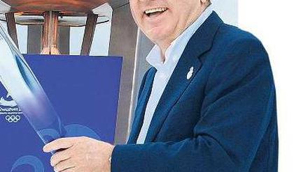 Feuer und Flamme für Olympia. Thomas Bach gehört dem IOC seit 1991 an. Vizepräsident war er von 2000 bis 2004 und ist es seit 2006 wieder. Foto: dpa