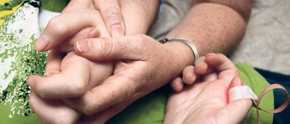 Lebensaufgabe. Allein in Berlin gibt es 170 000 pflegende Angehörige. Foto: imago
