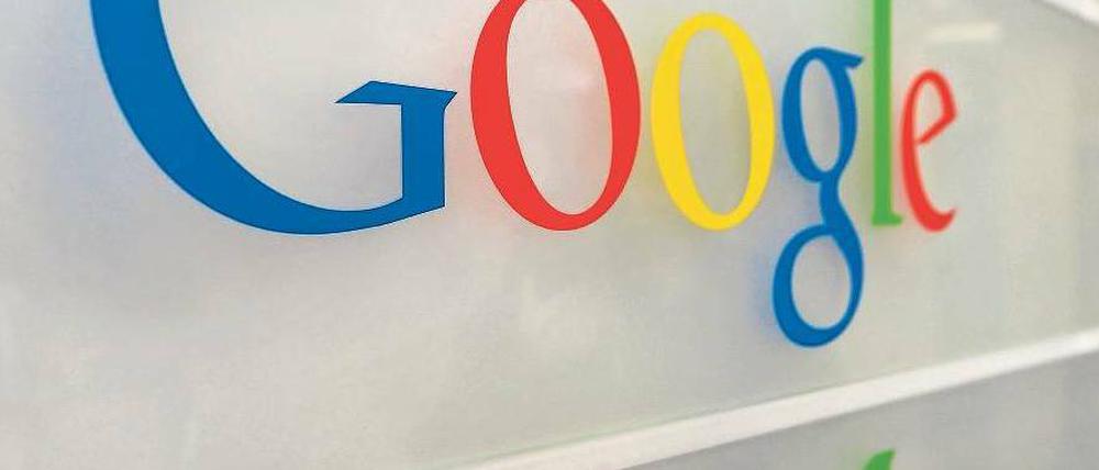 Allgegenwärtig. Bislang lässt sich Google die besten Platzierungen in seiner Suche gut bezahlen. Künftig soll auch die Konkurrenz eine Chance haben. Foto: AFP