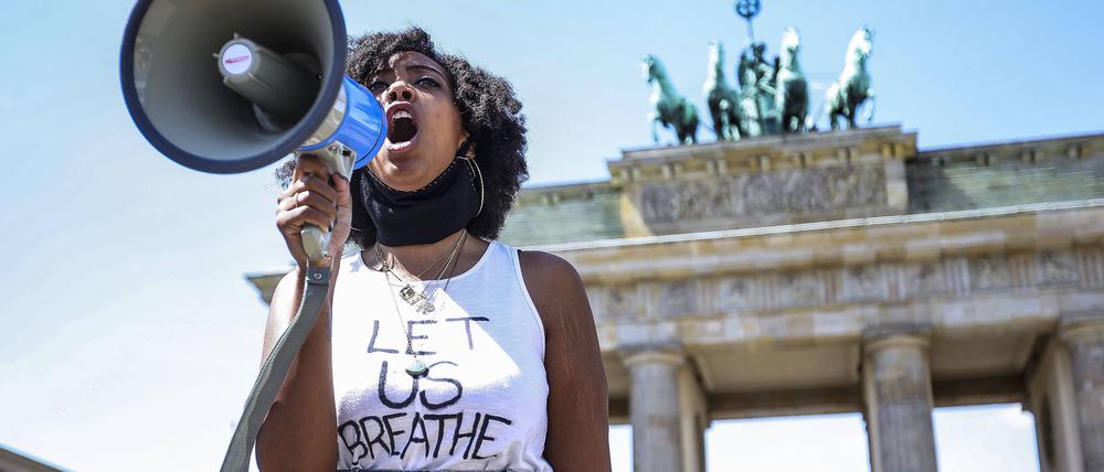 Auch in Berlin wurde an den in den USA von einem Polizisten getöteten George Floyd erinnert. 