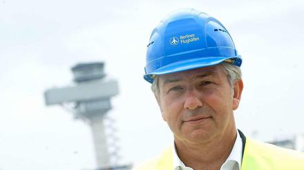 Einer der schwärzesten Tage war für Wowereit der 6. Januar 2013. Da sickerte durch, dass sein Prestigeprojekt - die Eröffnung des neuen Hauptstadtflughafens - zum vierten Mal verschoben werden musste - auf einen bis heute unbekannten Termin. Wowereit legte den Vorsitz des Aufsichtsrates nieder.
