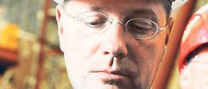 Kann er seinen Weg gehen? Bundesumweltminister Norbert Röttgen ist in der CDU zunehmend umstritten. Aber die Kanzlerin hält noch zu ihm.