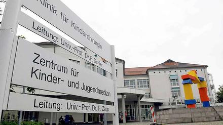 In der Klinik in Mainz schweben noch zwei Säuglinge in Lebensgefahr. 