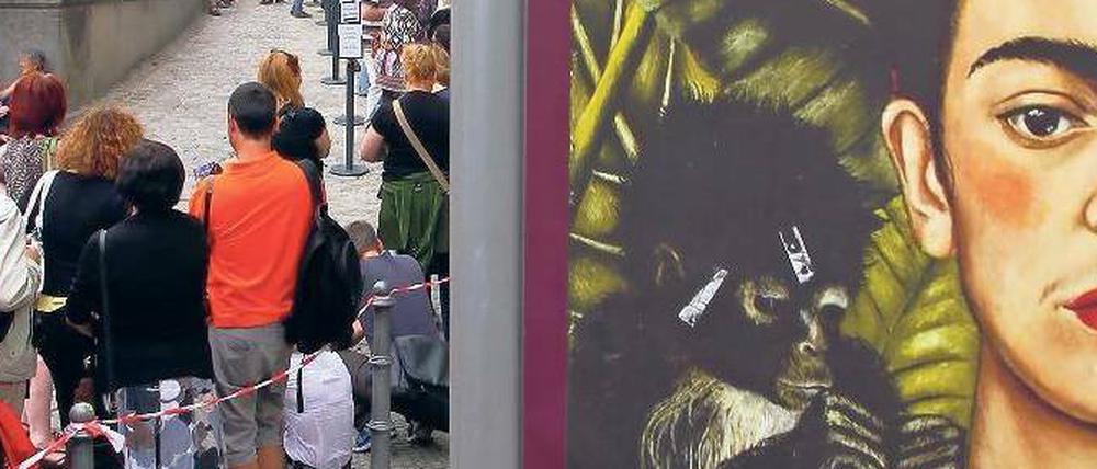 Die Unentwegten. Auch am Sonntag warteten die Menschen viele Stunden vor der Frida-Kahlo-Ausstellung.