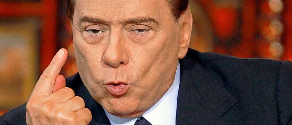 Eindeutiges Mienenspiel: Silvio Berlusconi ist sauer.