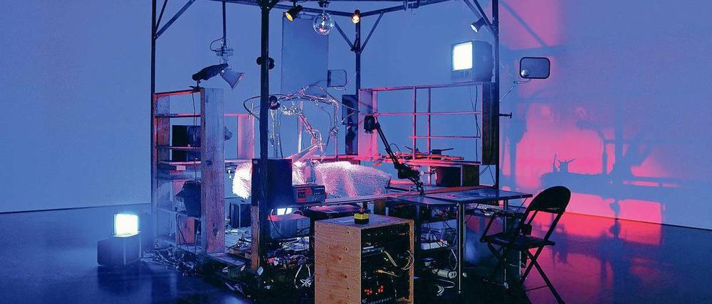 Teufelswerk. „The Killing Machine“ (2007) wurde von Kafkas Erzählung „In der Strafkolonie“ inspiriert. 