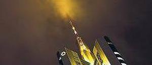 Dunkle Zeiten. Wie die Commerzbank sparen viele Banken vor allem beim Personal.