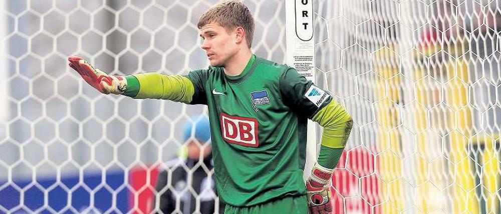 Bequeme Haltung. Thomas Kraft bekommt als Hertha-Torwart wenig zu tun – genau das macht die Sache so anstrengend.
