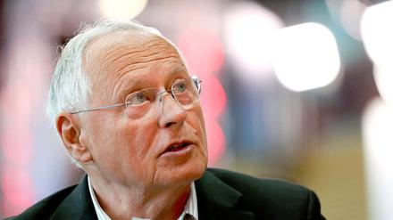 Oskar Lafontaine Mitte Juni auf dem Bundesparteitag der Linken in Dresden. Er saß dort in der ersten Reihe - ergriff in den Debatten aber nicht das Wort.