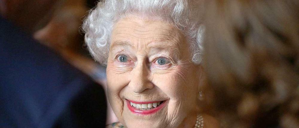 Ghostwriter schrieben ihr 1983 eine Rede zum Nuklearkrieg: Elizabeth II.