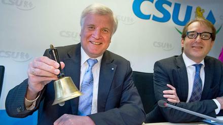 Die CSU ist in Bayern im Aufwärtstrend. Horst Seehofer freut's