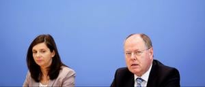Grünen-Politikerin Katrin Göring-Eckardt mit Kanzlerkandidat Peer Steinbrück.