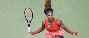 So federleicht. Bei ihrem Drei-Satz-Sieg gegen die Weißrussin Viktoria Asarenka hatte Serena Williams mehr Mühe als gedacht – umso ausgelassener jubelte sie nach dem verwandelten Matchball. Foto: AFP