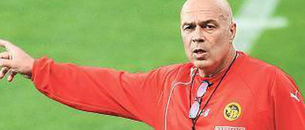 Geradlinig. Der Schweizer Christian Gross ist Freund klarer Ansagen. Foto: dpa