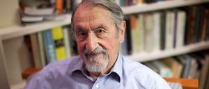 Martin Karplus ist einer der drei Preisträger des Nobelpreises für Chemie. Die mit acht Millionen schwedischen Kronen dotierte Auszeichnung teilt sich der Harvard-Professor für Chemie mit Arieh Warshel und Michael Levitt, ebenfallt US-Forscher.