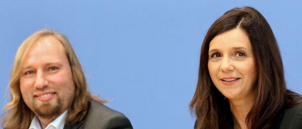 Die Grünen-Fraktionschefs Katrin Göring-Eckardt und Anton Hofreiter stehen Schwarz-Gelb weiter skeptisch gegenüber.