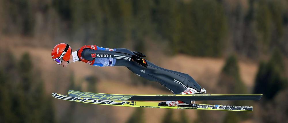 Noch ein Hoffnungsträger. Karl Geiger hat Martin Schmitt aus dem Team gedrängt. Ob er den Sprung nach ganz vorne schafft? 
