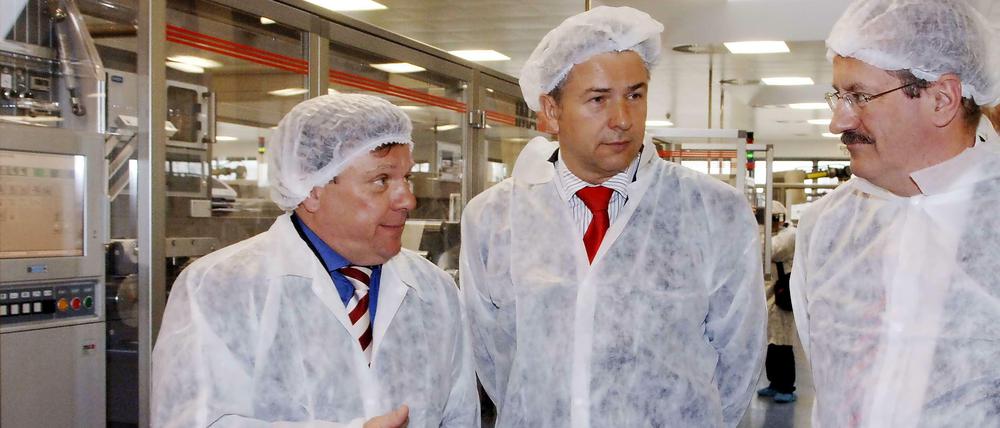 Klaus Wowereit war auch schon da. Die Berlin-Chemie im Süden Berlins gehört zu den Zielen der Langen Nacht der Industrie.