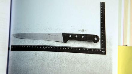 Die Berliner Polizei leistet Aufklärungsarbeit unter dem Motto "Messer macht Mörder".