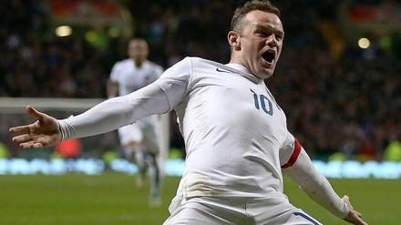 Wayne Rooney trifft in seinem 101. Länderspiel für England doppelt.