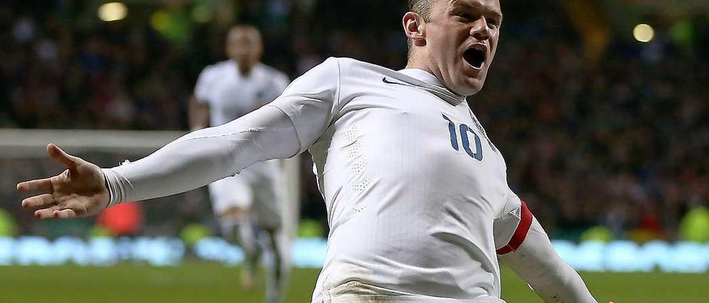 Wayne Rooney trifft in seinem 101. Länderspiel für England doppelt.