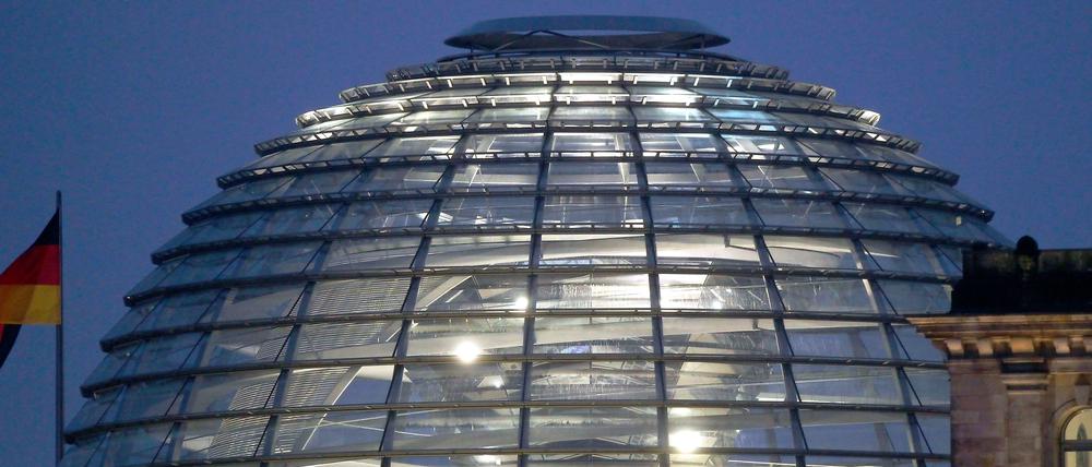 Mehr Transparenz, bitte. Die Linksfraktion im Bundestag will ein verpflichtendes Lobbyistenregister durchsetzen.