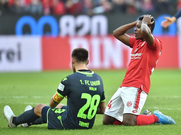 Zum Haareraufen: Für den 1. FSV Mainz 05 und Ridle Baku (rechts) setzte es zuletzt herbe Niederlagen – unter anderem gegen den 1. FC Union.