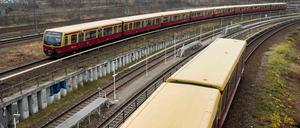 Damit die S-Bahn nicht mehr als Monopolist agieren kann, soll sie sich laut einem Senatsbeschluss künftig im Wettbewerb behaupten. 