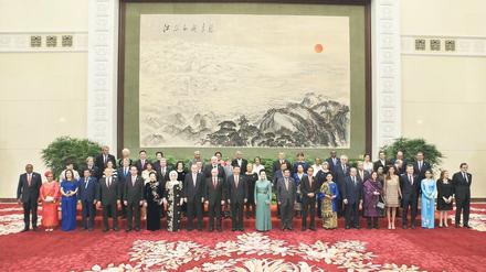 Chinas Präsident Xi Jinping (Mitte) mit Staats- und Regierungschefs der Gipfelkonferenz zur „Initiative Neue Seidenstraße“ am 14. Mai 2017 in Peking.