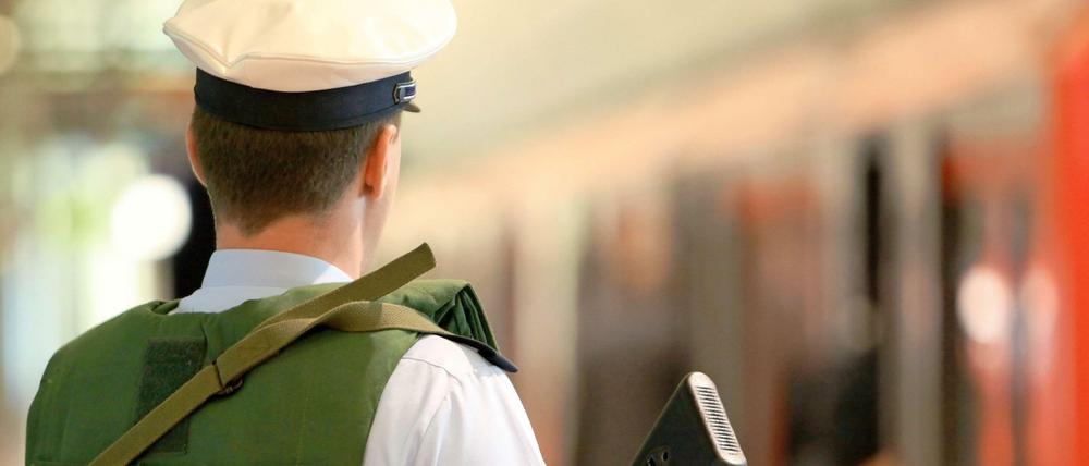 Bei der Terrorismusbekämpfung dürfen Rechtsextremisten nicht außer Acht gelassen werden.