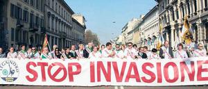 Illegale Einwanderung als Schreckgespenst. Die Lega Nord – hier eine von ihr organisierte Demonstration im Oktober in Mailand – schürt im Land die Angst vor Migranten und Flüchtlingen. 