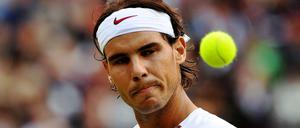 Aus in Runde Eins. Favorit Rafael nadal muss in Wimbledon frühzeitig die Koffer packen. 