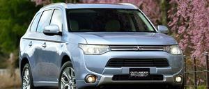 Erster seiner Art: Beim Mitsubishi Outlander Hybrid handelt es sich um das weltweit einzige Plug-in-Hybrid-SUV.