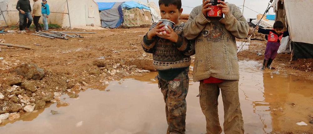 Verheerende Auswirkungen hat der Syrienkrieg vor allem auf Kinder. Unicef schätzt, dass bereits heute sieben Millionen Mädchen und Jungen von Gewalt und Vertreibung betroffen sind.