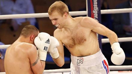 Boxen mit Anspruch. Stefan Härtel in seinem dritten und bisher letzten Profikampf. Als Amateur brachte er es auf fast 190 Kämpfe und vier Meistertitel.