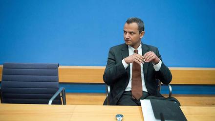 Sebastian Edathy in der Bundespressekonferenz.